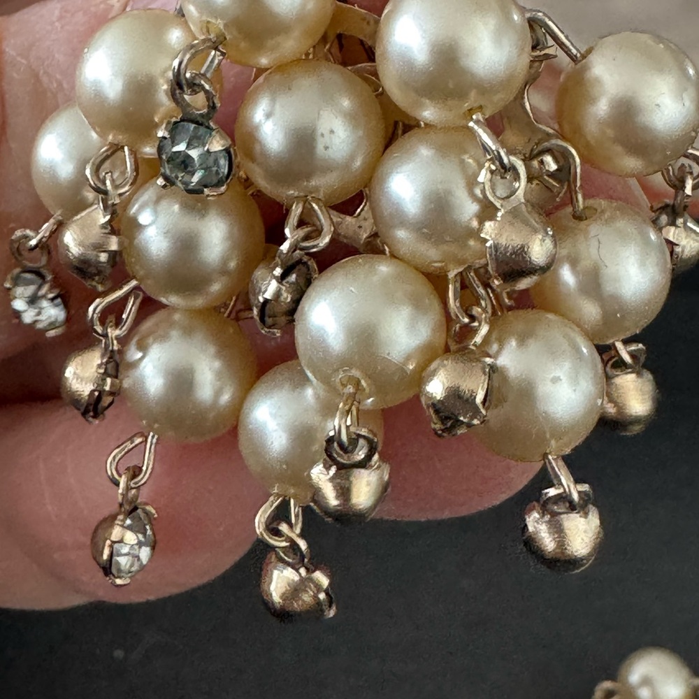 Faux Pearl Cluster with gold accents and crystals clip on Earrings - Picture 4 of 5